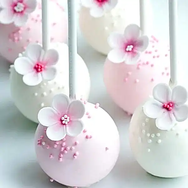 wedding-cake-pops.jpg